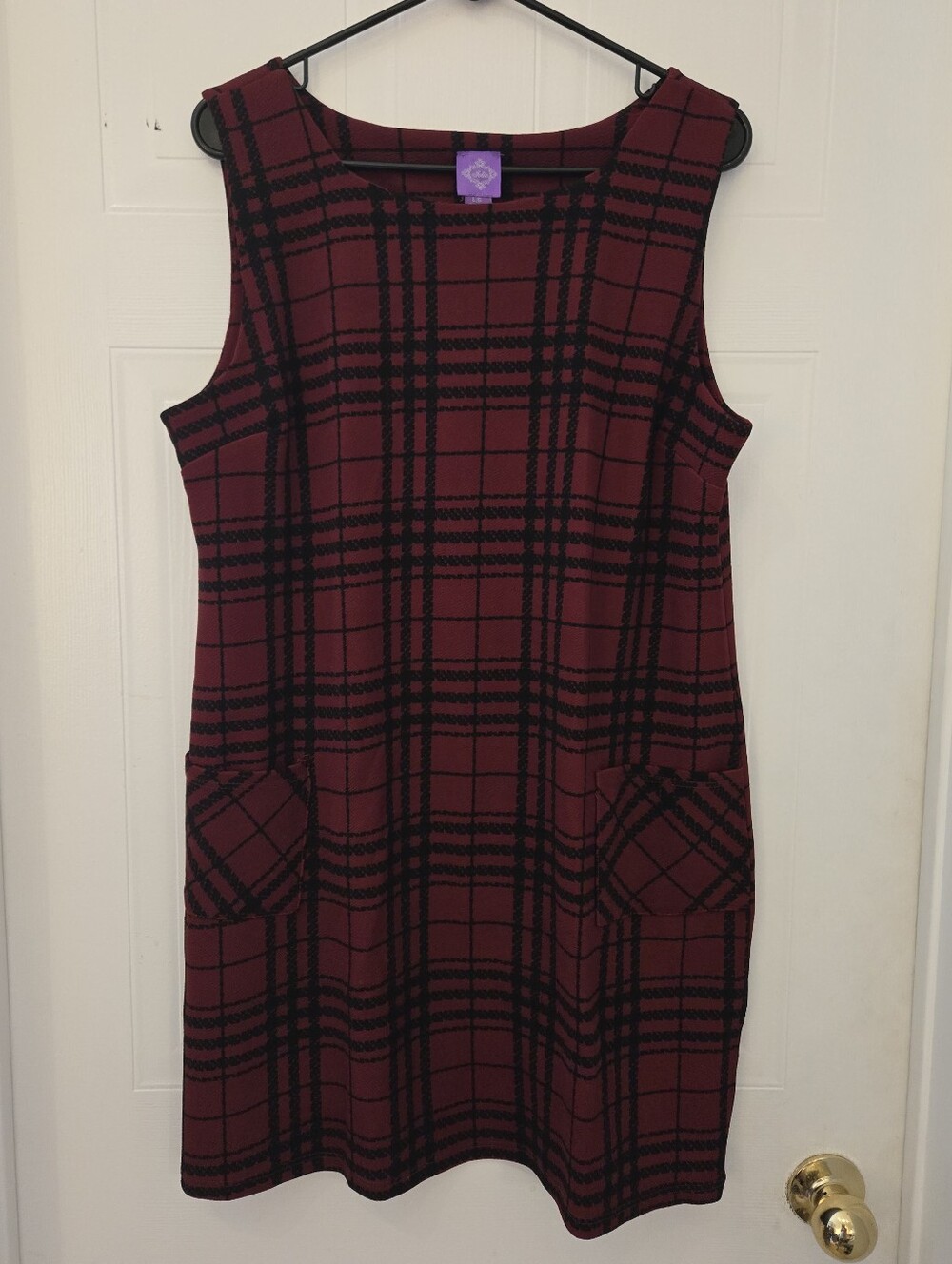 Large Jolie Burgundy Wine and Black Plaid Sleeveless Shift Dress Tunic Pockets